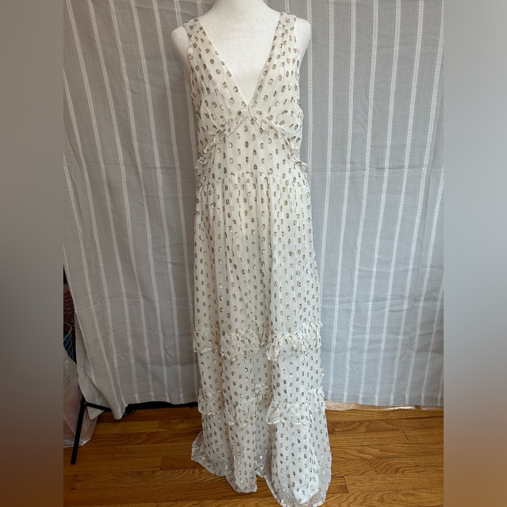 En Créme maxi dress
